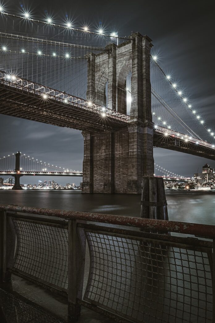 grey concrete bridge